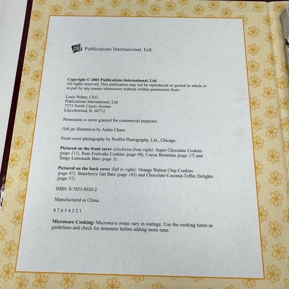 Gifts From A Jar Cookies Brownies & Bars Cookbook Publications Intl HC 2003